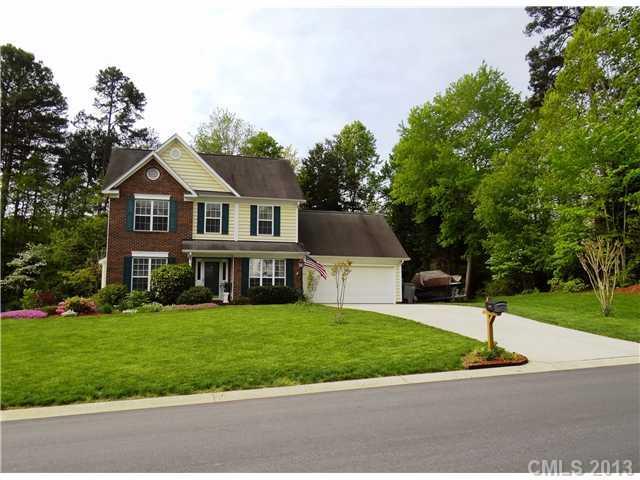 7126 Hunters Bluff Dr., Denver, NC 28037