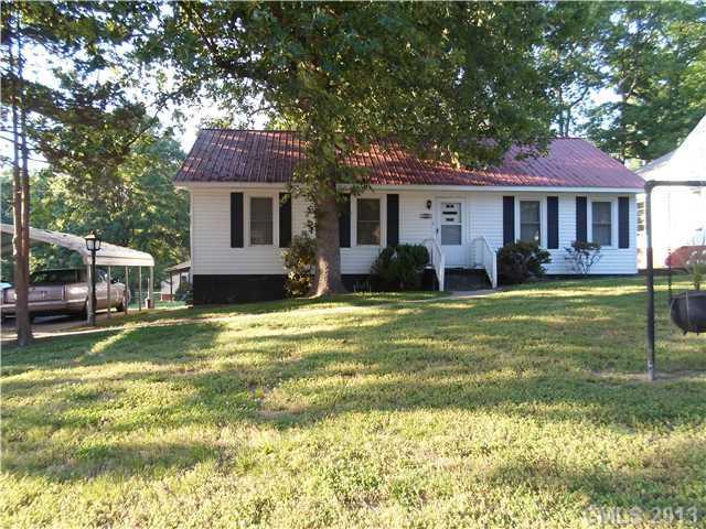 1468 Hickory Ave., Albemarle, NC 28001