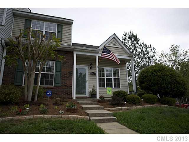 10927 Holly Ridge Blvd., Charlotte, NC 28216