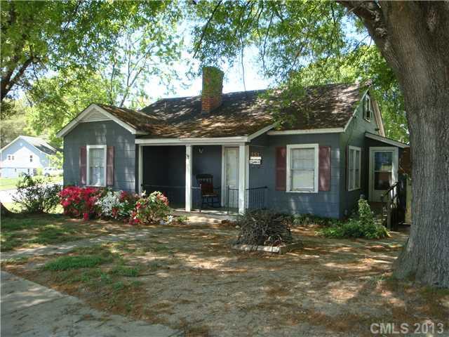 351 Old Centergrove Rd., Kannapolis, NC 28083