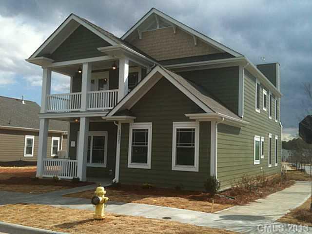 20023 Lamp Lighters Way #215, Cornelius, NC 28031