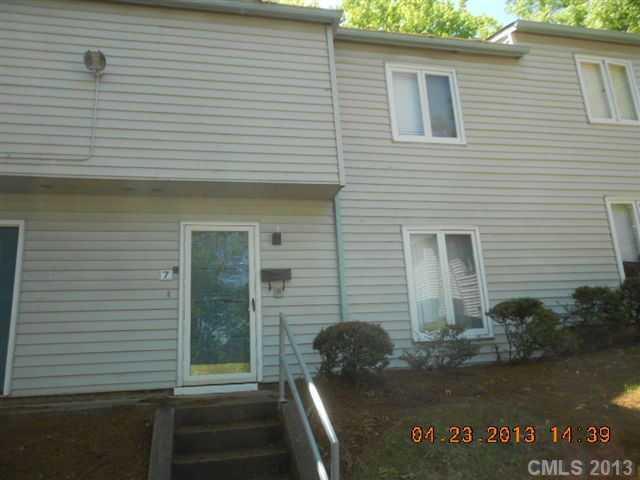 2001 Stoney Point Ln. #7, Charlotte, NC 28210