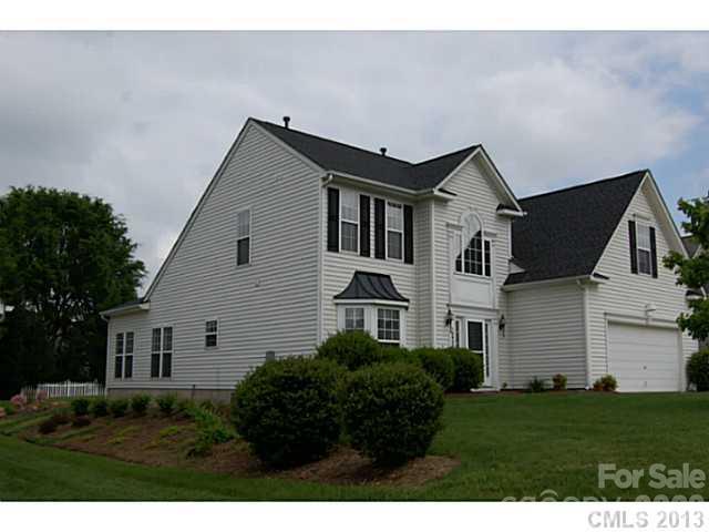 10927 Carver Pond Rd., Charlotte, NC 28269