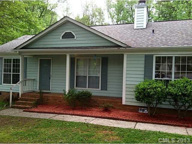 3914 Aster Dr., Charlotte, NC 28227