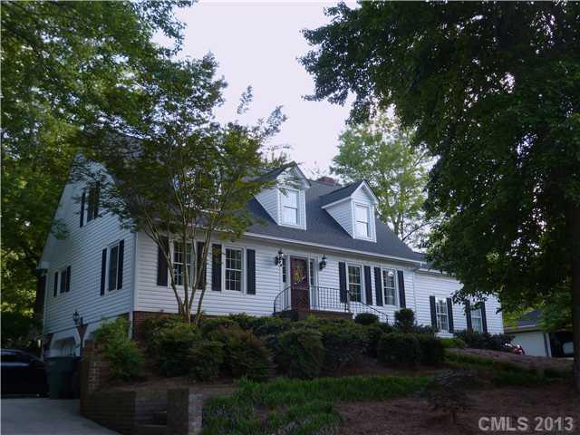 1037 Obarr Dr., Gastonia, NC 28054