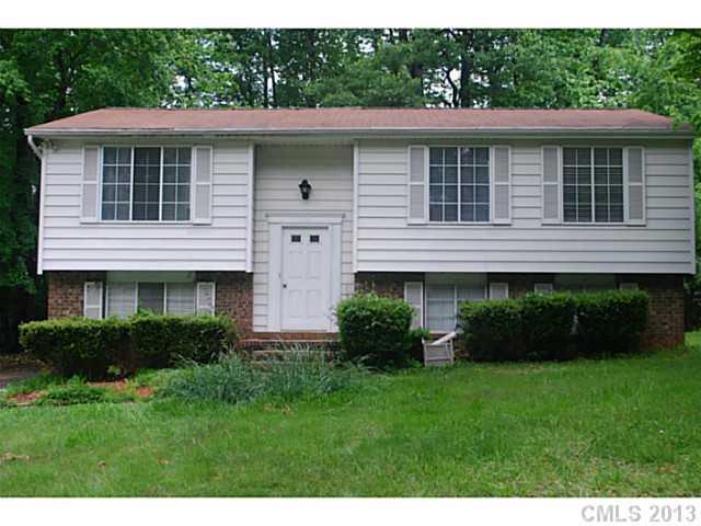 1707 Van Dyke Dr., Charlotte, NC 28213