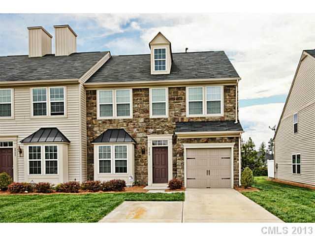 5749 Mossdale Ln. #-, Charlotte, NC 28278