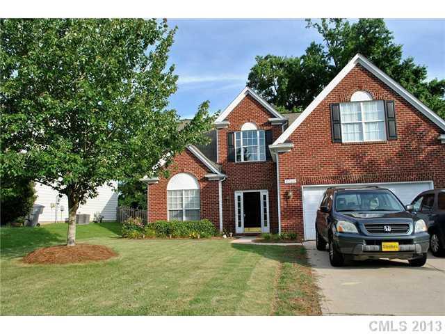 8704 Fieldcroft Dr., Charlotte, NC 28277