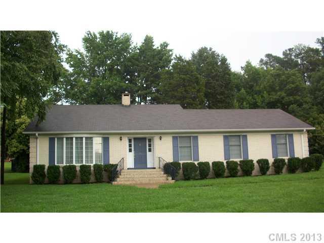 104 Country Club Rd., Kings Mountain, NC 28086