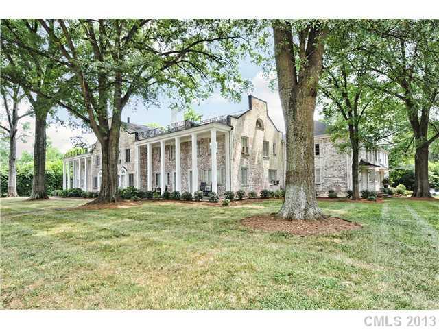 2111 W Queens Rd. #L, Charlotte, NC 28207