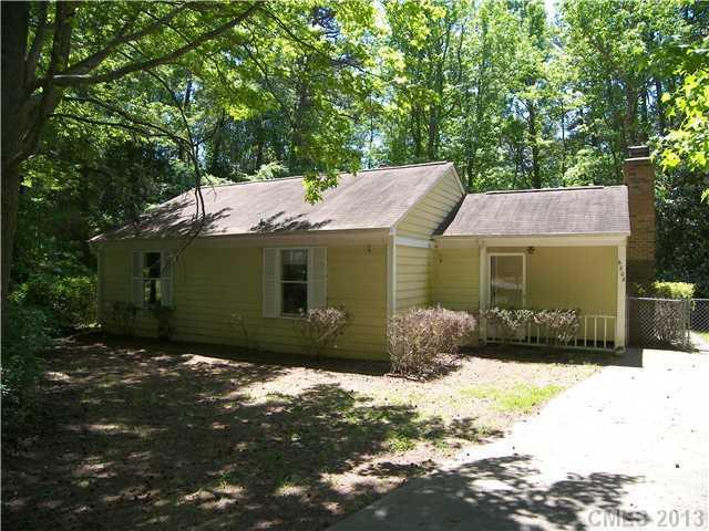 6208 Woodthrush Dr., Charlotte, NC 28227