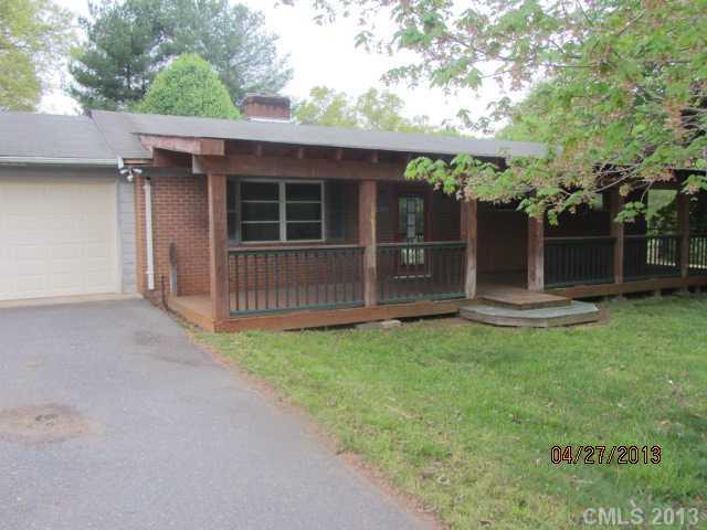 2851 NE 21st St., Hickory, NC 28601