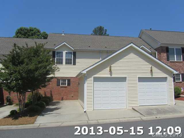 4315 Laurel Hill Ln., Charlotte, NC 28217