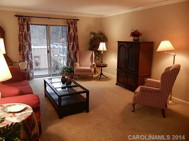 4739 Hedgemore Dr. #I, Charlotte, NC 28209