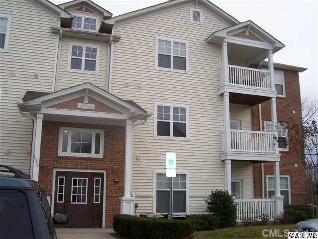 10518 Hill Point Ct. #-, Charlotte, NC 28262