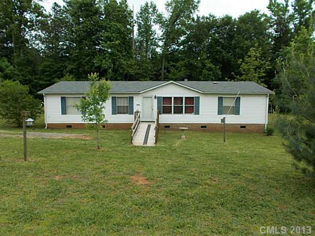 6092 Clearbrook Ln., Iron Station, NC 28080