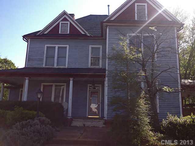 603 S Race St., Statesville, NC 28677