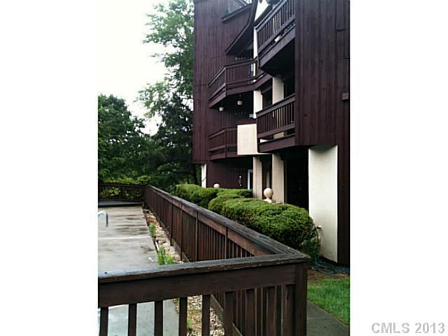 8125 Cedar Glen Dr., Charlotte, NC 28212