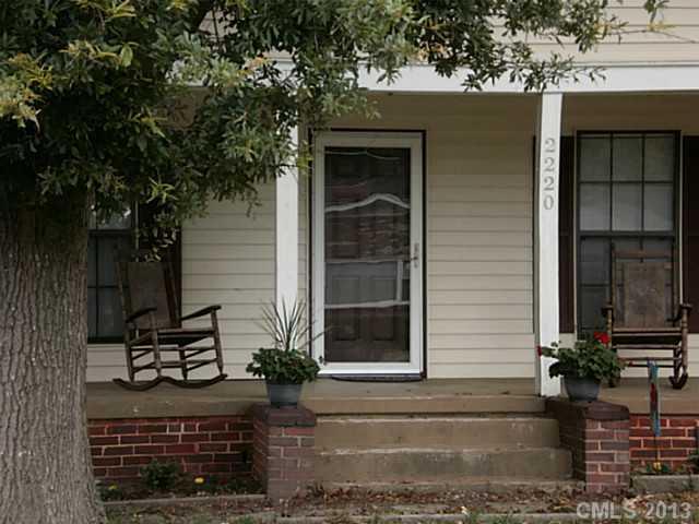 2220 W Fifth Ave., Gastonia, NC 28052