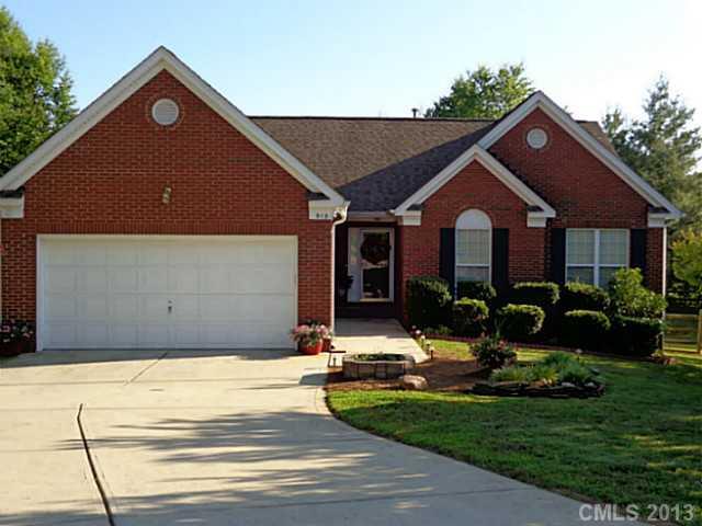 913 Woodglen Rd., Kannapolis, NC 28081