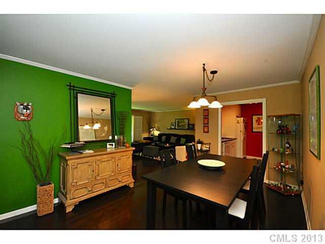 1323 Queens Rd. #305, Charlotte, NC 28207