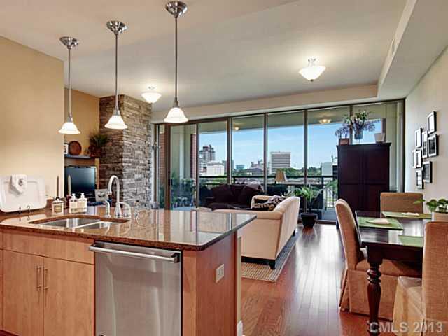 701 Royal Ct. #808, Charlotte, NC 28202