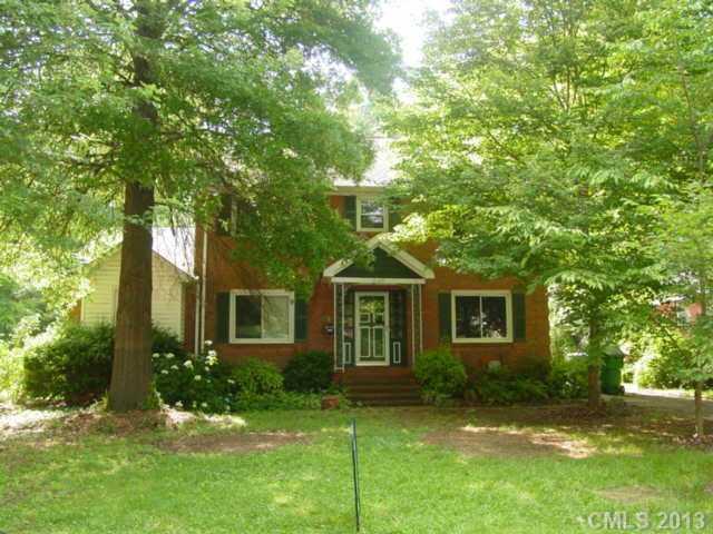3129 Connecticut Ave., Charlotte, NC 28205