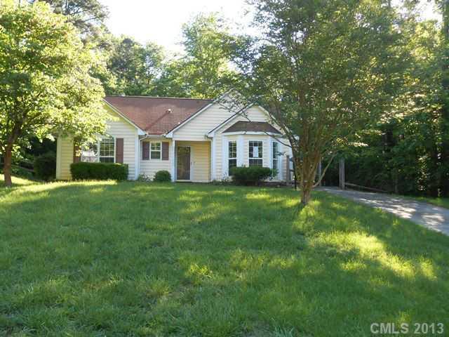 185 Quail Glen Ct., Denver, NC 28037