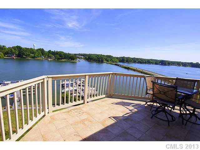 637 Williamson Rd. #300, Mooresville, NC 28117