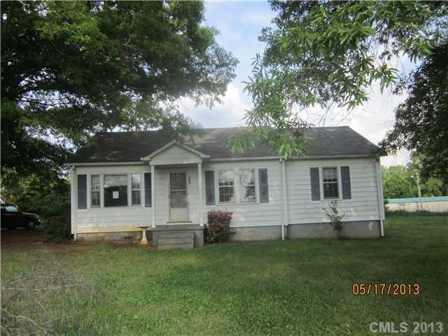 626 Lippard Farm Rd., Statesville, NC 28625
