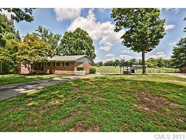 676 Hoyle St., Lincolnton, NC 28092