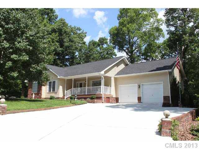 470 Deerfield Rd., Mount Gilead, NC 27306