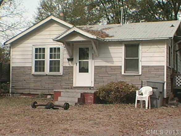 3931 Bearwood Ave., Charlotte, NC 28205