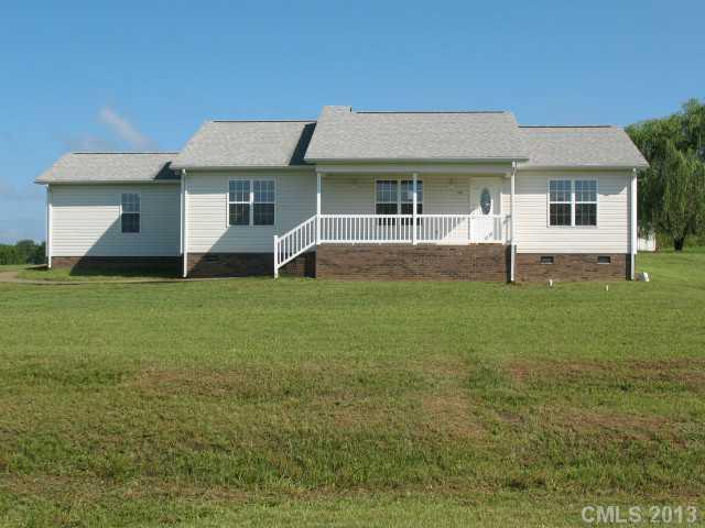 408 Mock Mill Rd., Statesville, NC 28677