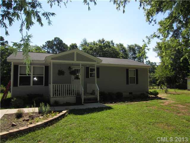 20116 Walter Henderson Rd., Cornelius, NC 28031