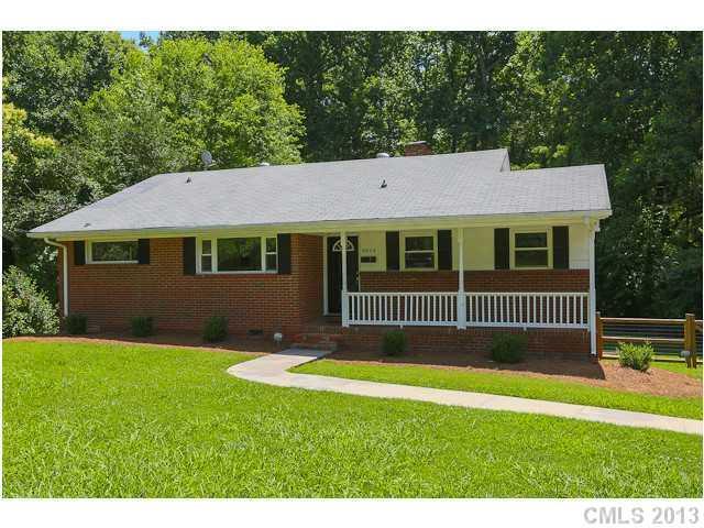 2824 Arnold Dr., Charlotte, NC 28205
