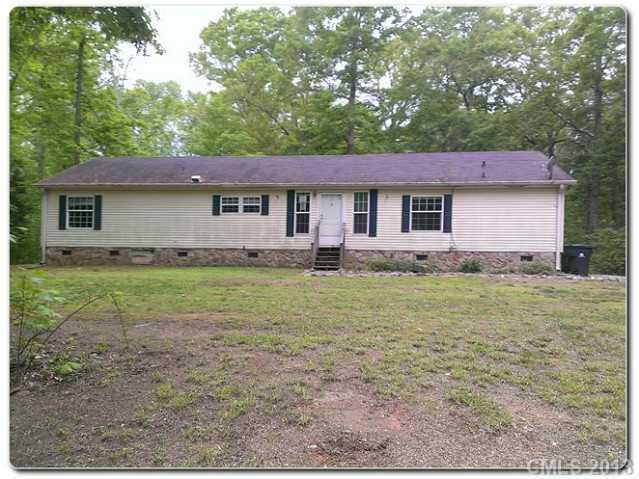 2111 Hart Rd., Charlotte, NC 28214