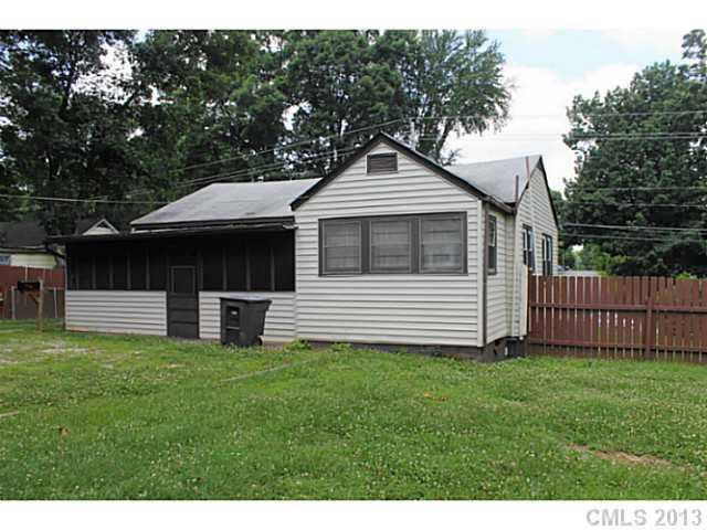 303 Eastside Dr., Statesville, NC 28625