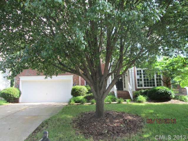 6615 Fairway Point Dr., Charlotte, NC 28269