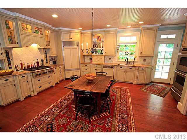 4645 Matthews Mint Hill Rd., Matthews, NC 28105