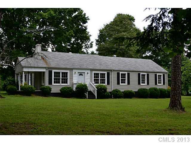 911 Salem Church Rd., Lincolnton, NC 28092