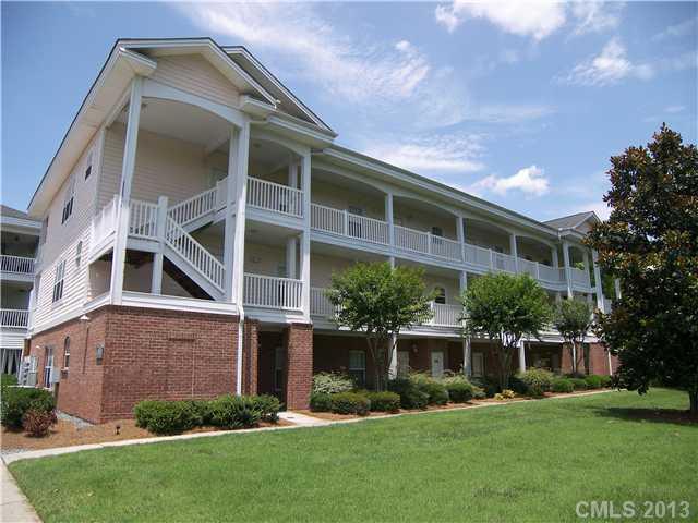 9337 Meadow Vista Rd., Charlotte, NC 28213