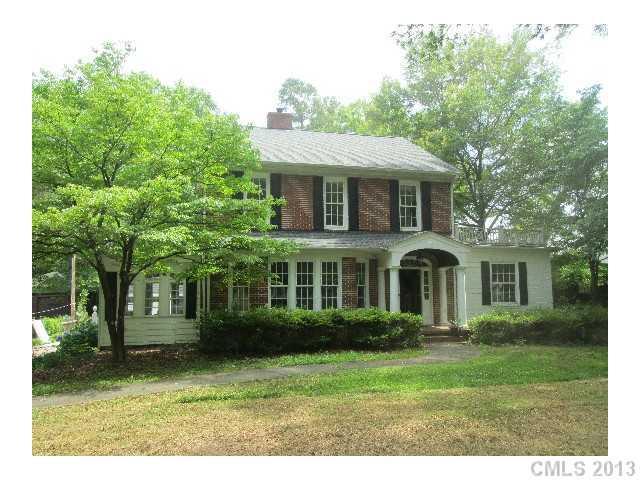 1139 S Belvedere Ave., Gastonia, NC 28054