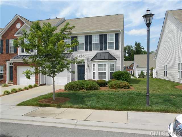 4216 Center Pl., Harrisburg, NC 28075