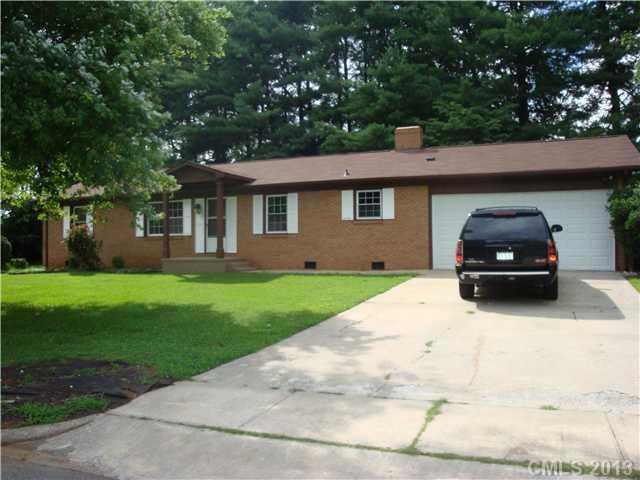 409 Brandon St., Statesville, NC 28677
