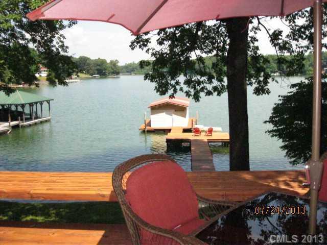 3943 Benton Dr., Sherrills Ford, NC 28673