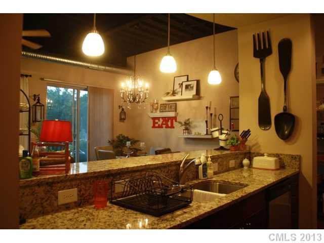 2338 Yadkin Ave. #302, Charlotte, NC 28205