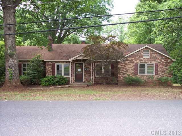 2210 Leroy Ave., Gastonia, NC 28054