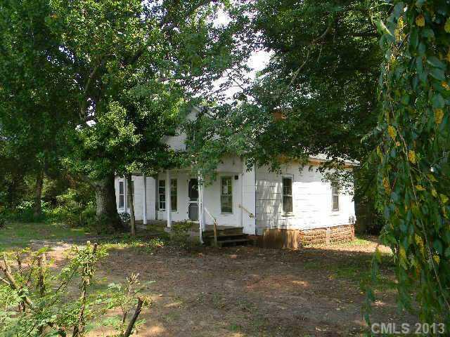 2500 Amity Hill Rd., Statesville, NC 28677