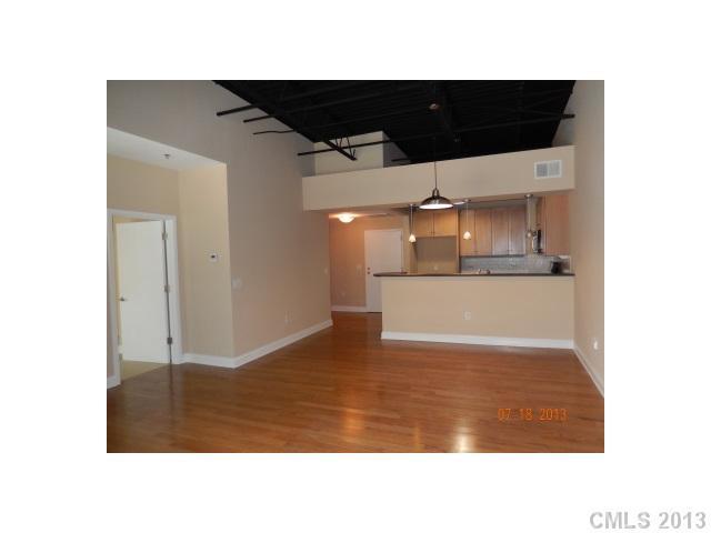720 Governor Morrison St. #204, Charlotte, NC 28211